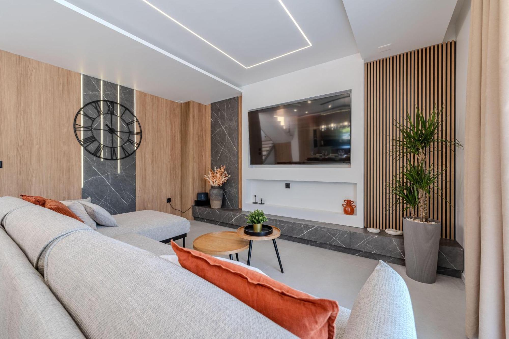 Palazzo By Belmont Realty Sukošan