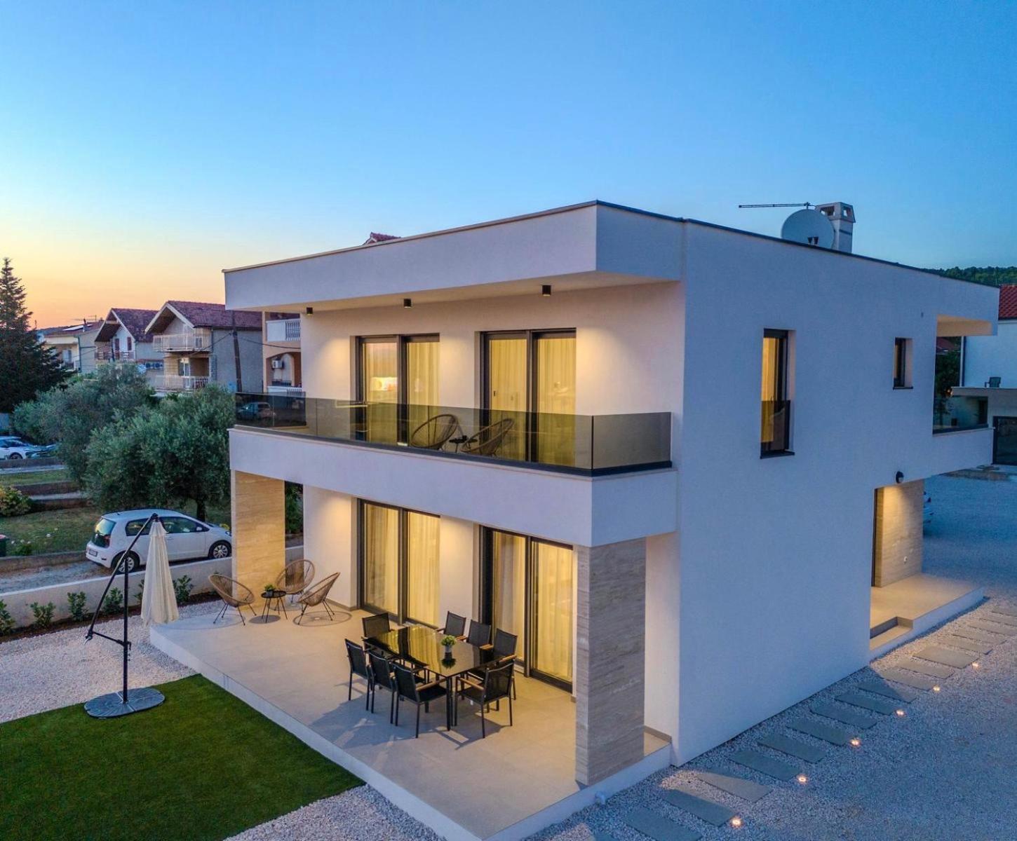 Palazzo By Belmont Realty Sukošan